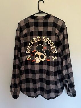Disney Black & Gray Buffalo Plaid Flannel Shirt with Skull Graphic